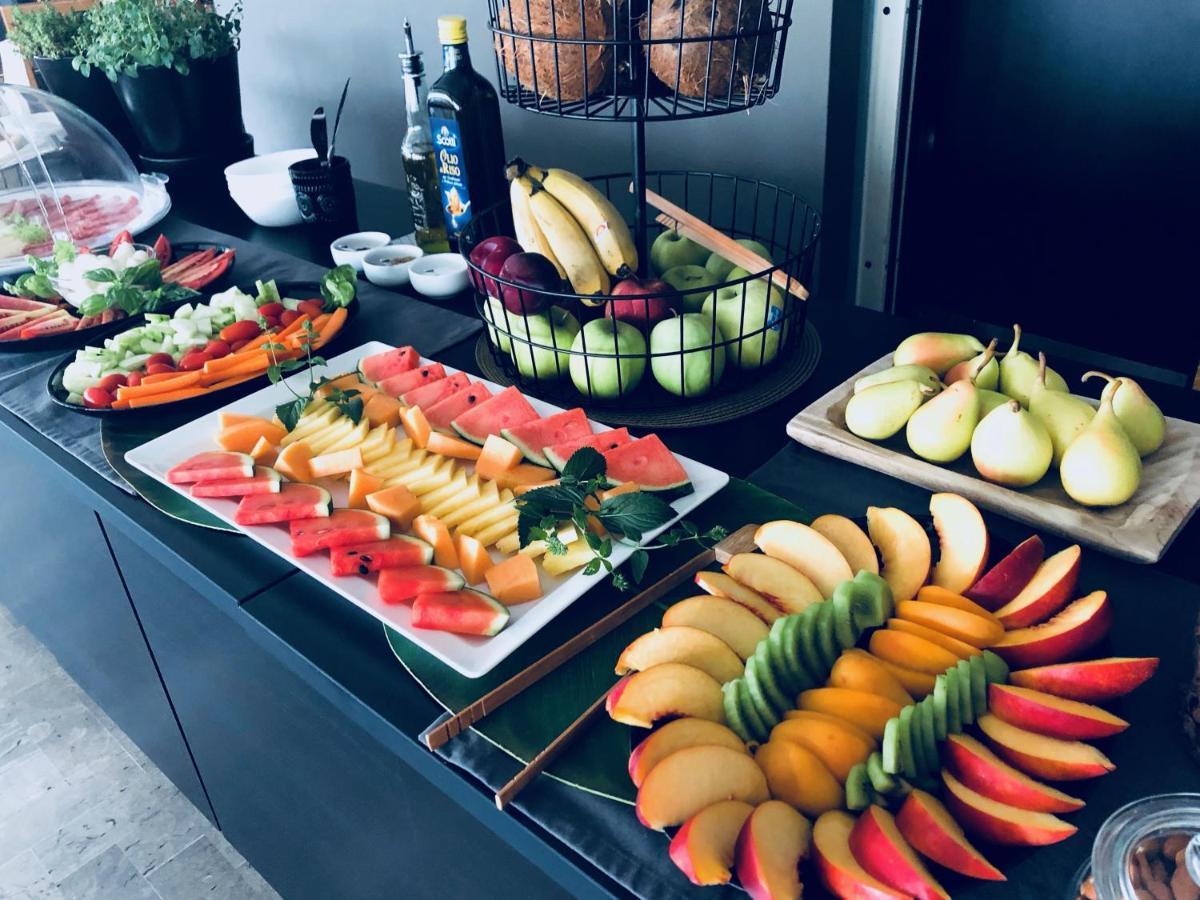 Hotel Aplo - Breakfast Experience 체르비아 외부 사진
